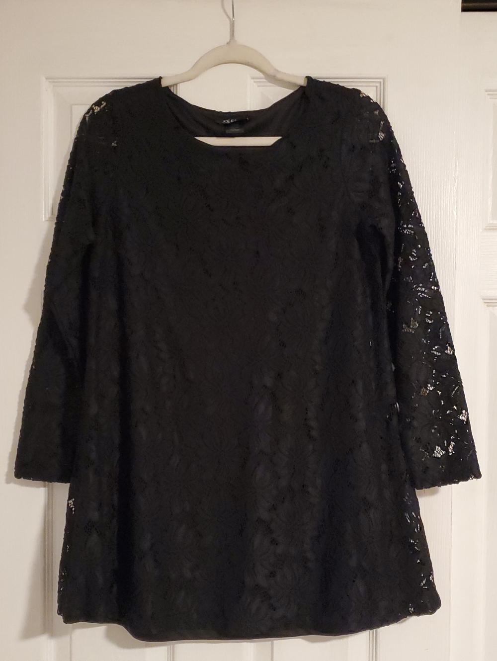 Joe & Elle Black Lace Long-Sleeve Dress